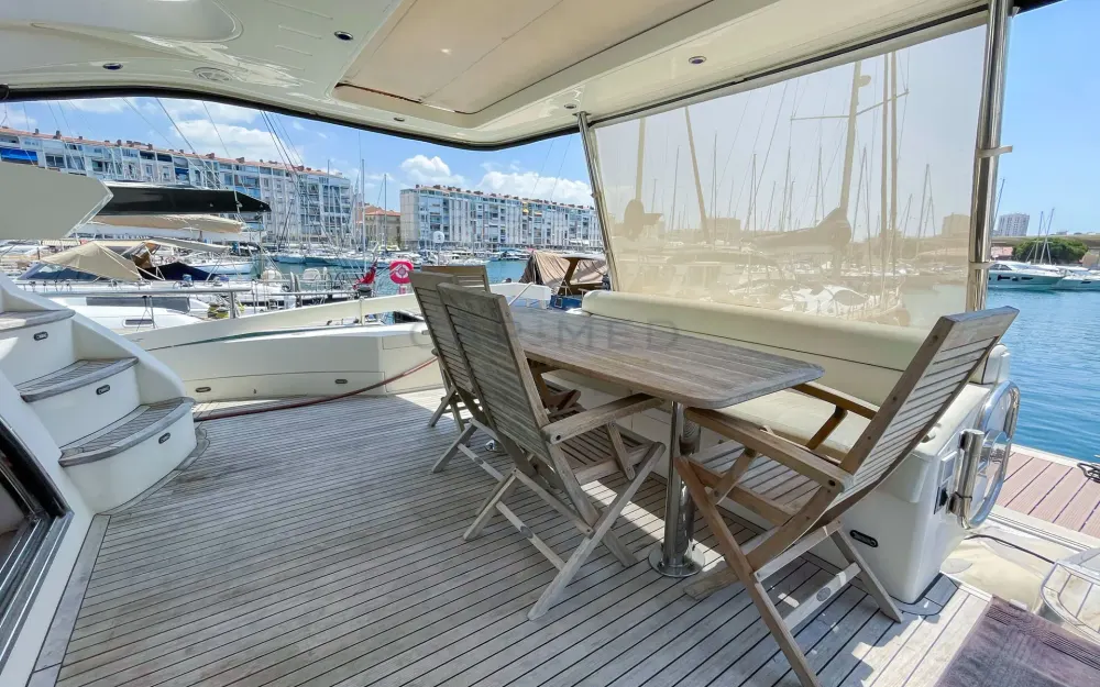 slider 4 Pearl Yachts Pearl 60
