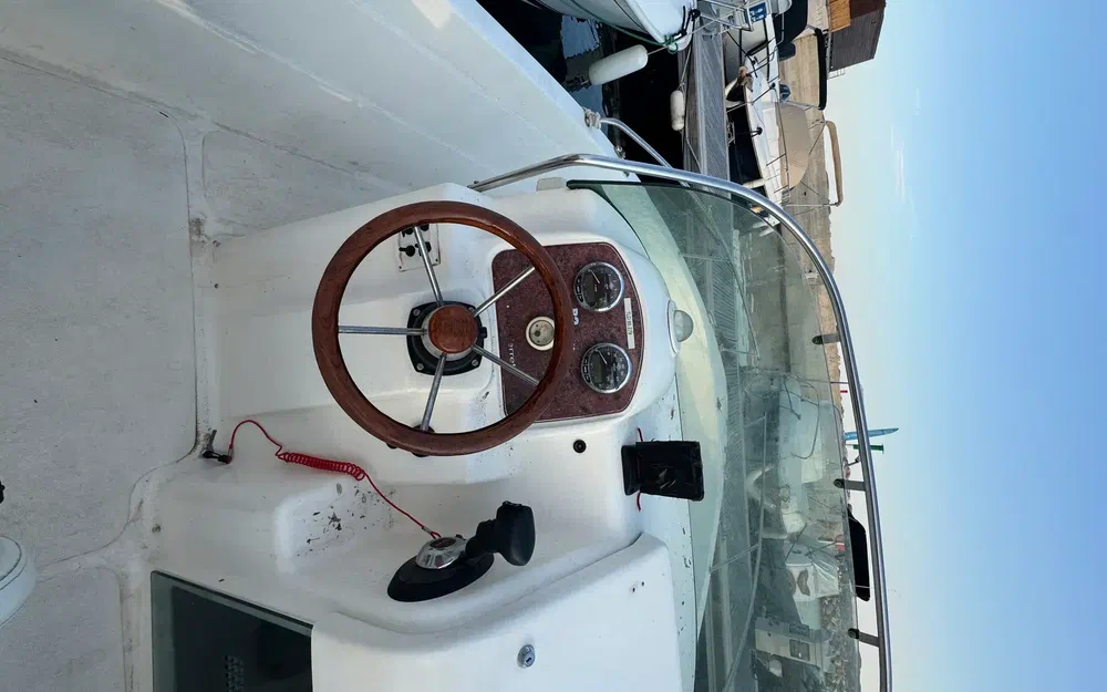 slider 2 B2 Marine 650