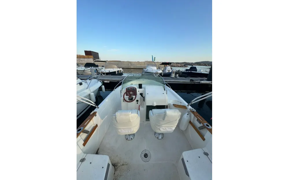 slider 6 B2 Marine  650 Open