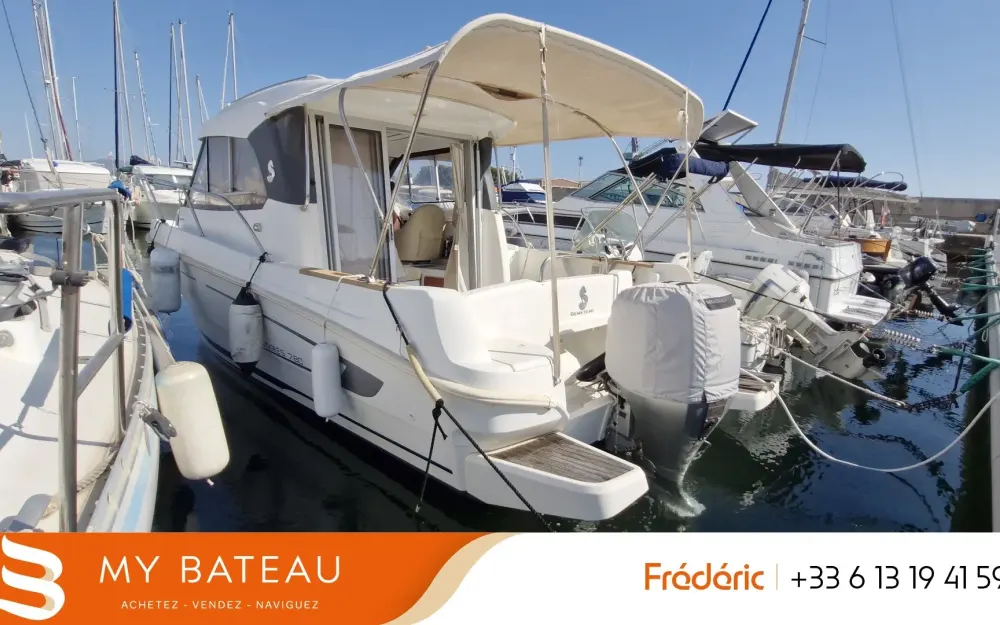 slider 0 Beneteau Antares 780 HB