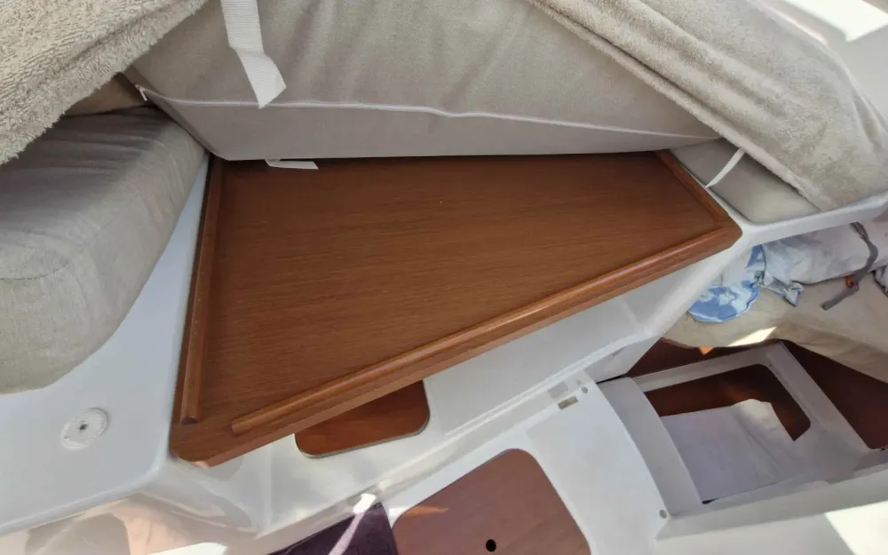 slider 12 Beneteau Antares 780 HB