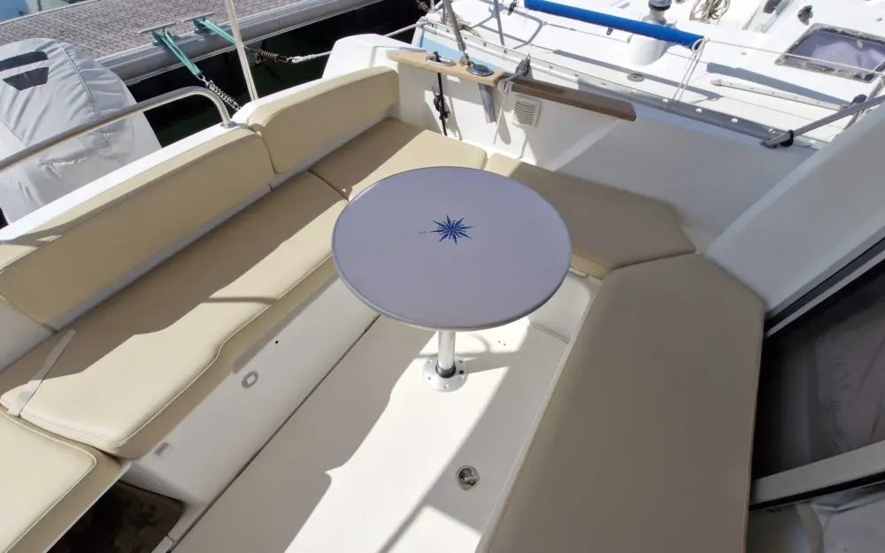 slider 8 Beneteau Antares 780 HB