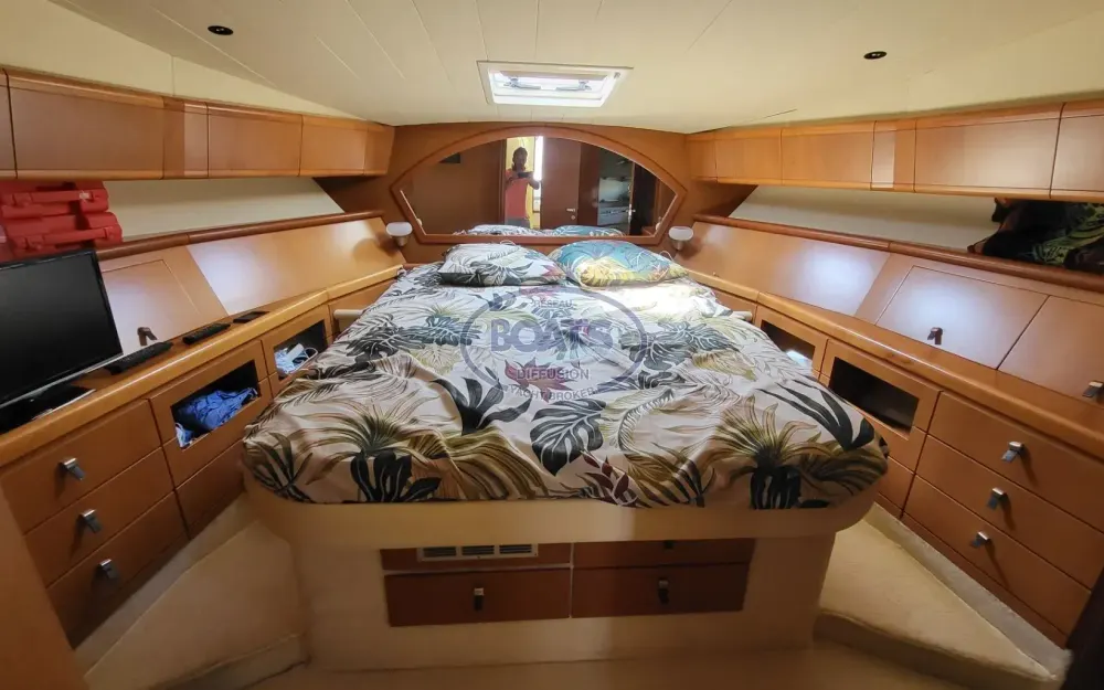slider 8 Ferretti Altura 45 Fly
