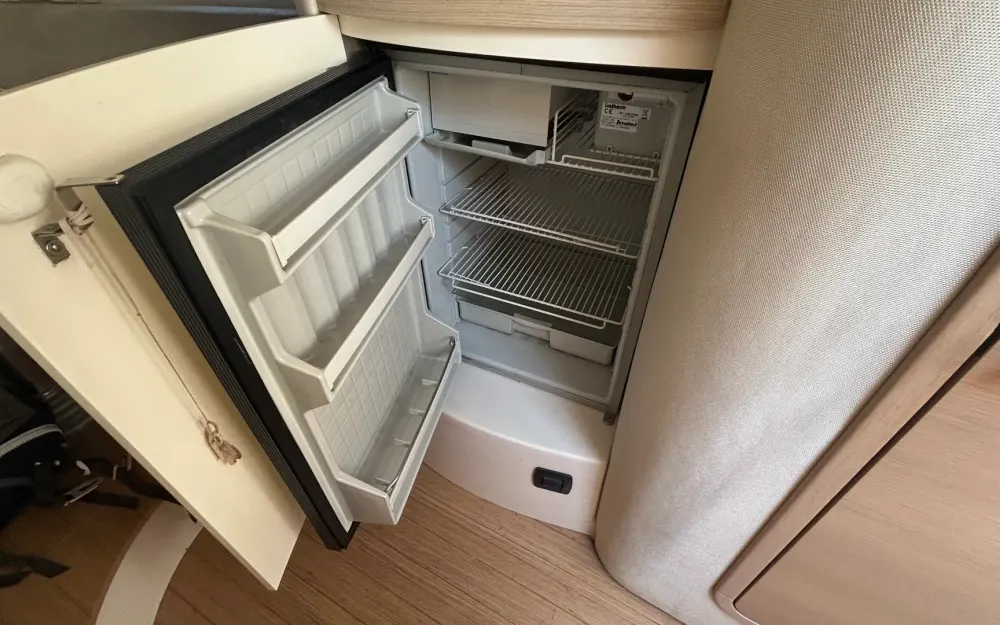 slider 25 Sessa Marine C30