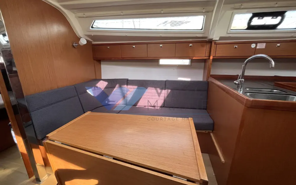 slider 5 Bavaria  37 Cruiser