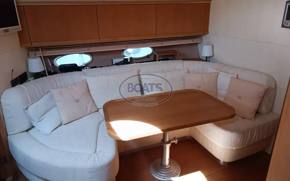 slider 11 Sessa Marine Oyster 42