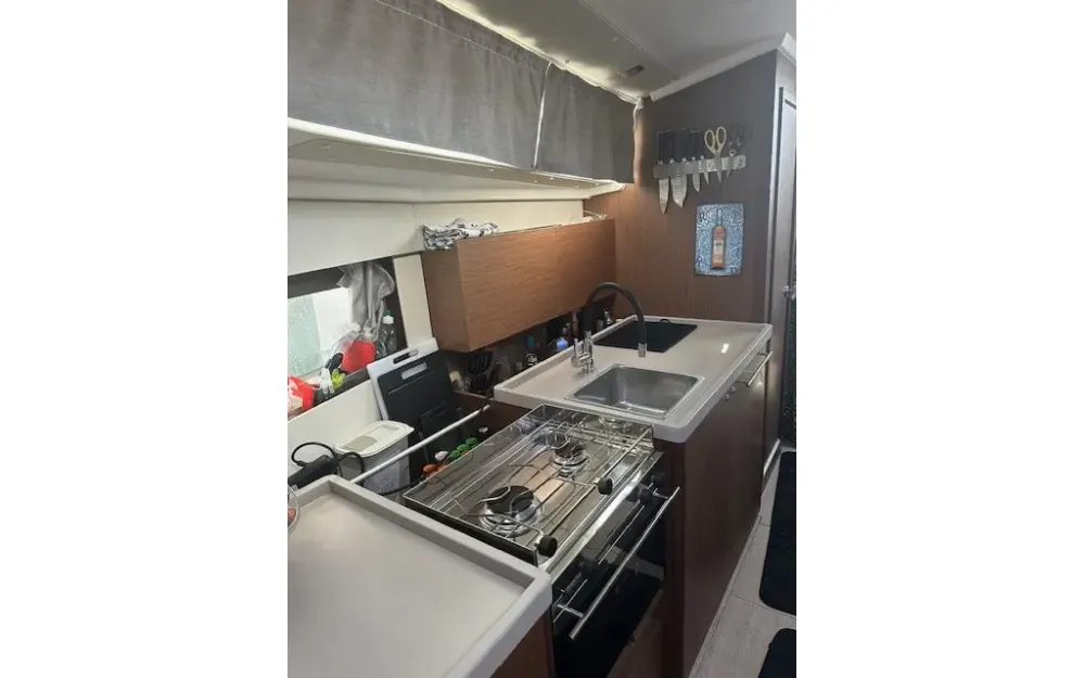 slider 11 Beneteau Oceanis 38.1