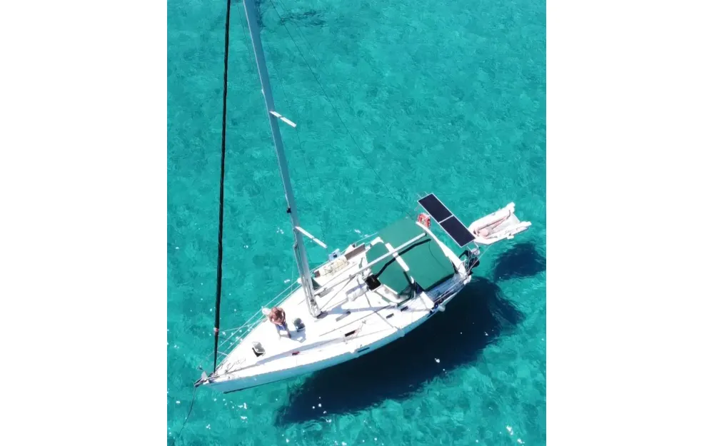 slider 1 Beneteau Oceanis 351