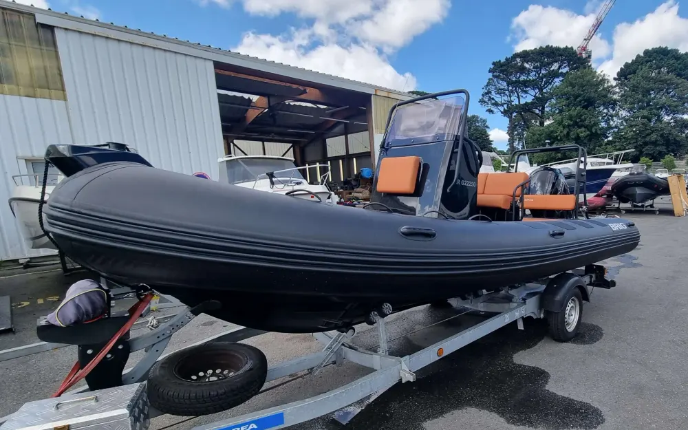 slider 0 Brig Navigator 570