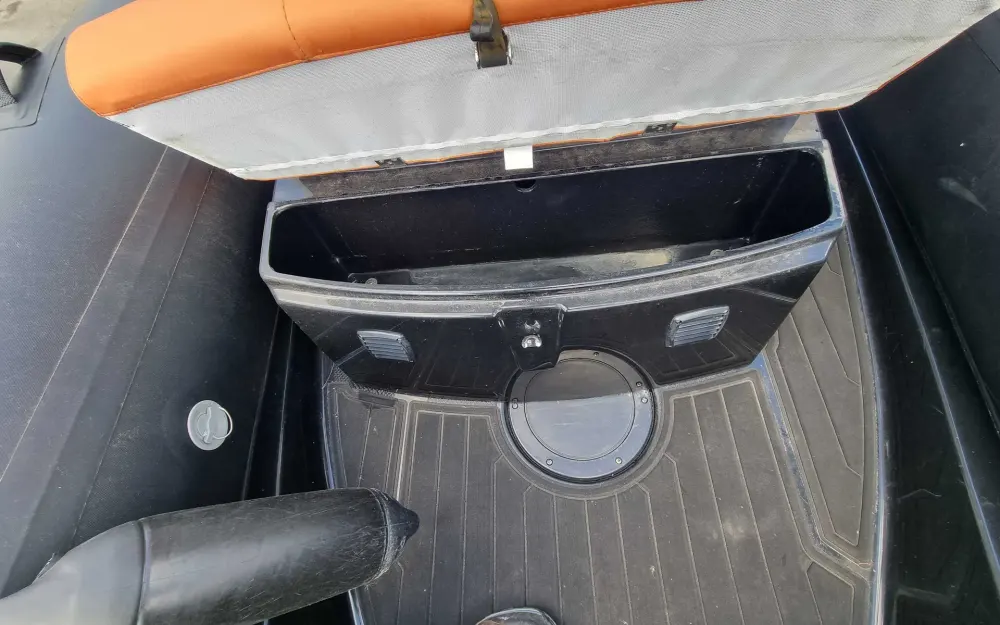 slider 7 Brig Navigator 570