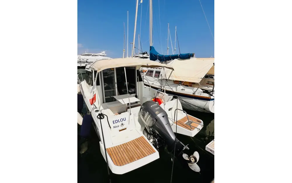 slider 11 Jeanneau Merry Fisher 795