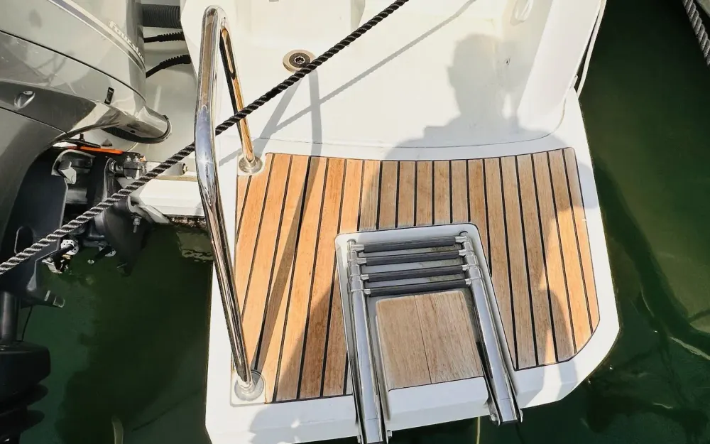 slider 8 Jeanneau Merry Fisher 795
