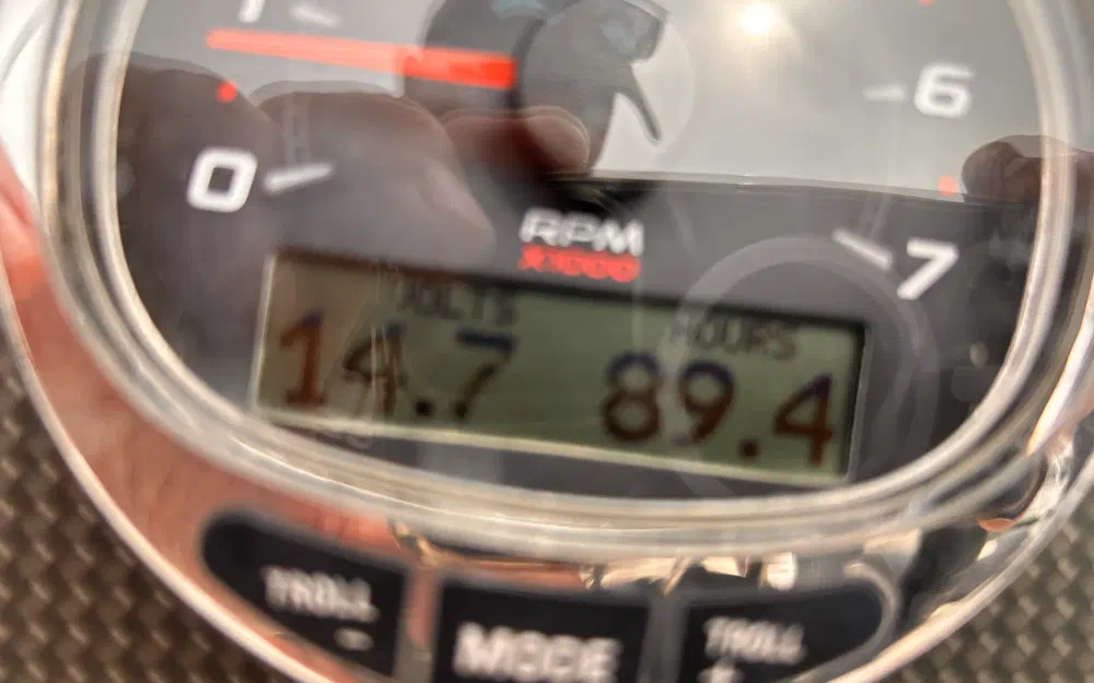 slider 2 B2 Marine Cap Ferret 652