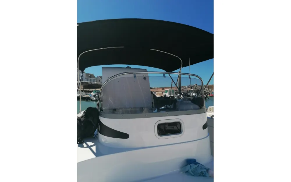 slider 3 B2 Marine Cap Ferret 652 Open