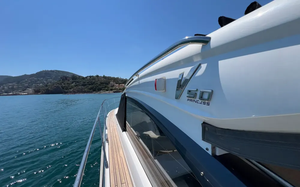 slider 1 Princess  V50