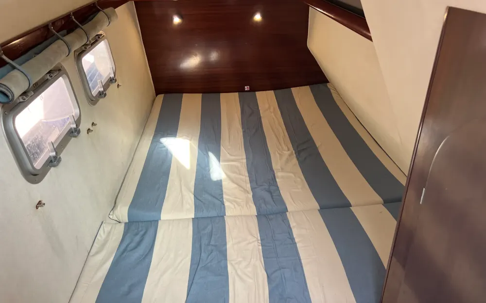 slider 12 Fountaine Pajot Greenland 34