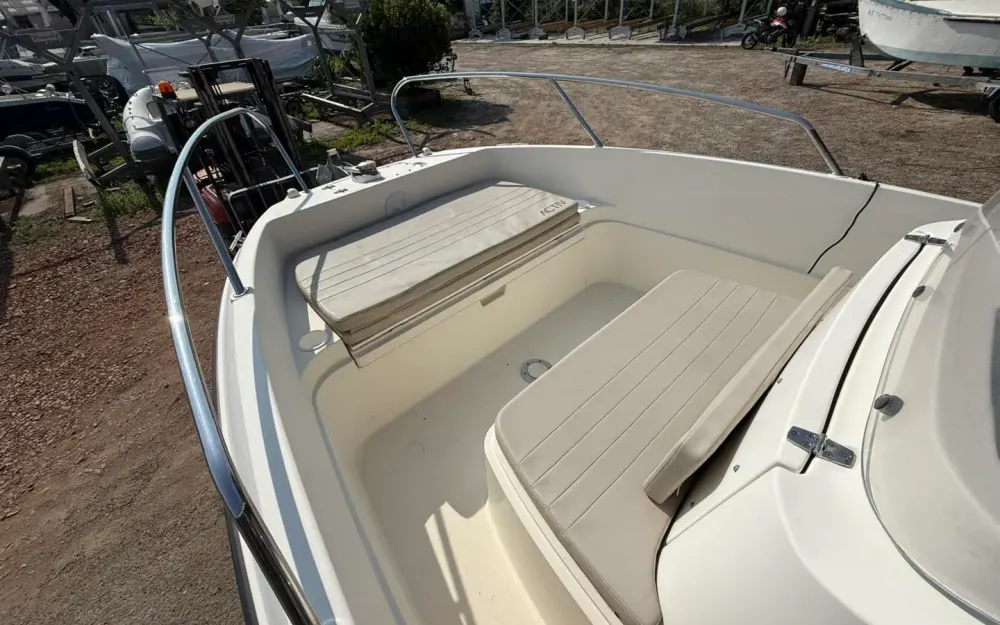 slider 11 Quicksilver Activ 605 Open