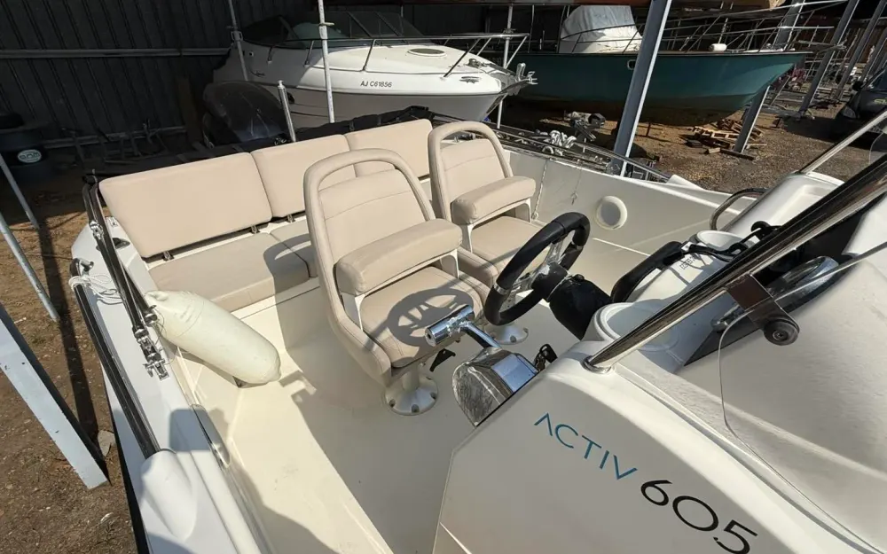 slider 17 Quicksilver Activ 605 Open
