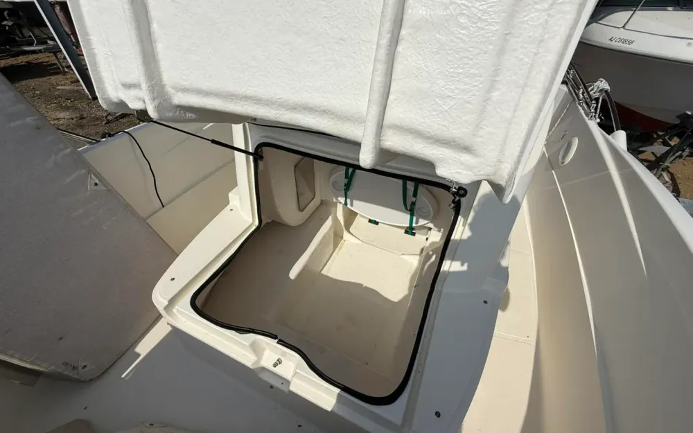 slider 19 Quicksilver Activ 605 Open