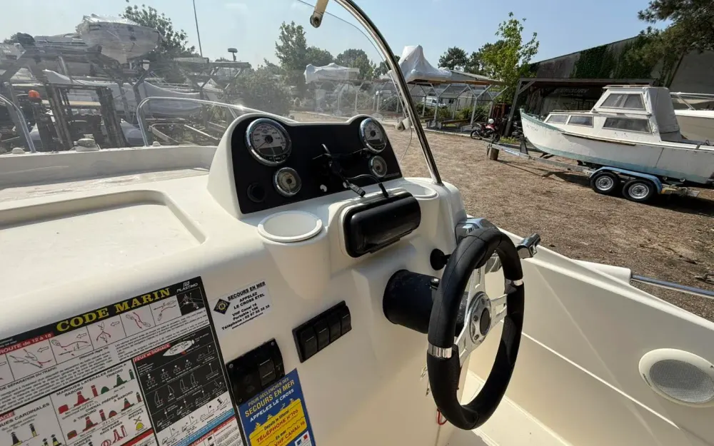 slider 8 Quicksilver Activ 605 Open