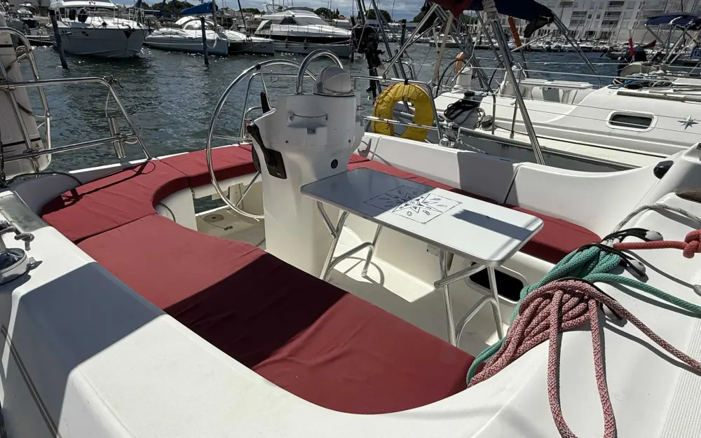 slider 9 Beneteau Oceanis 331 Clipper