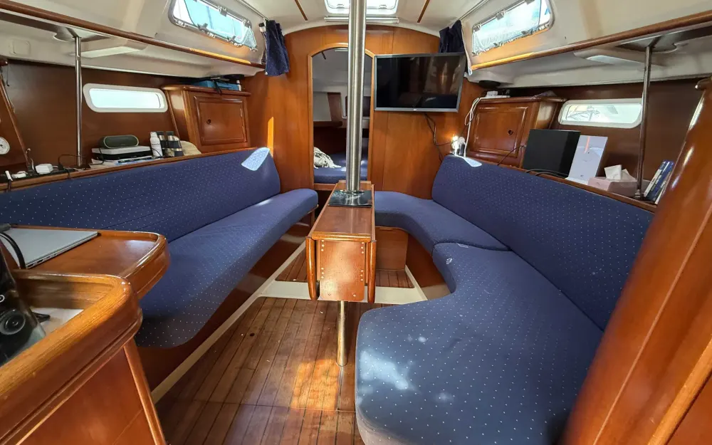 slider 13 Beneteau Oceanis 331 Clipper