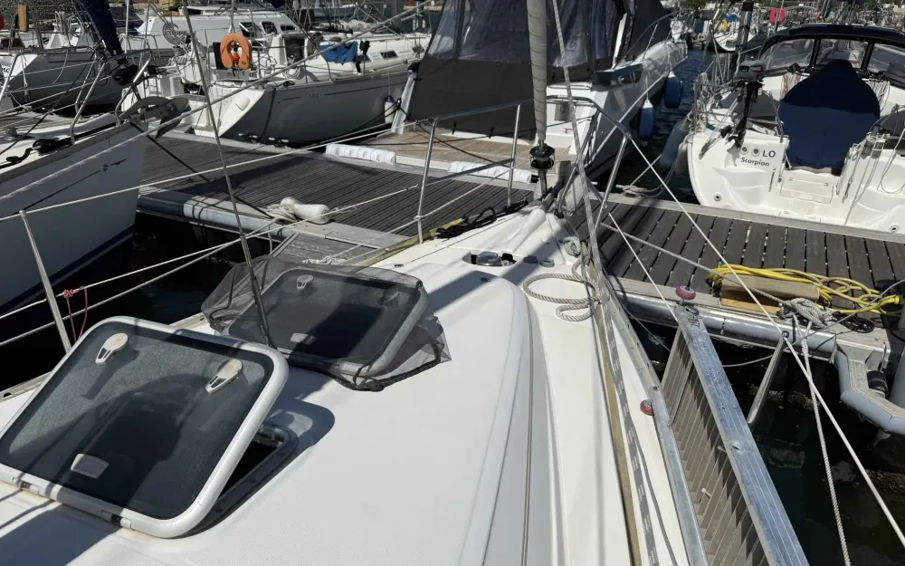 slider 5 Beneteau Oceanis 331 Clipper