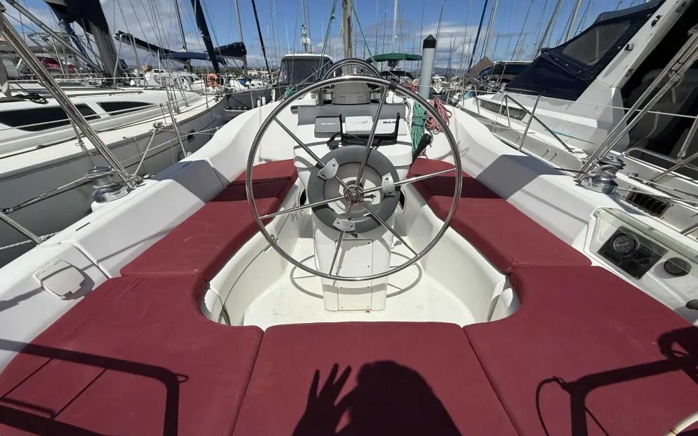 slider 7 Beneteau Oceanis 331 Clipper