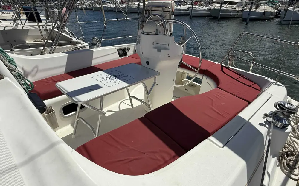 slider 8 Beneteau Oceanis 331 Clipper