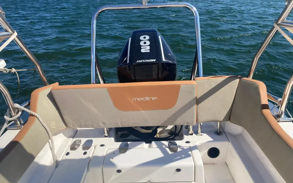 slider 8 Zodiac Medline 6.8