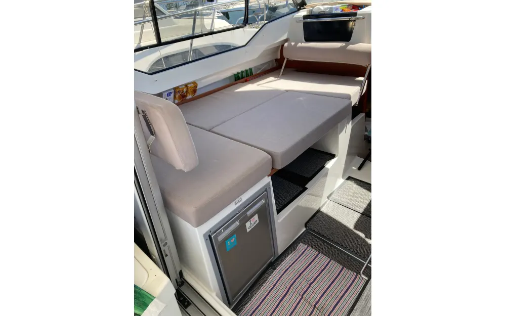 slider 18 Jeanneau Merry Fisher 795