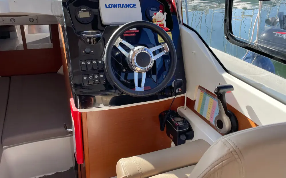slider 22 Jeanneau Merry Fisher 795