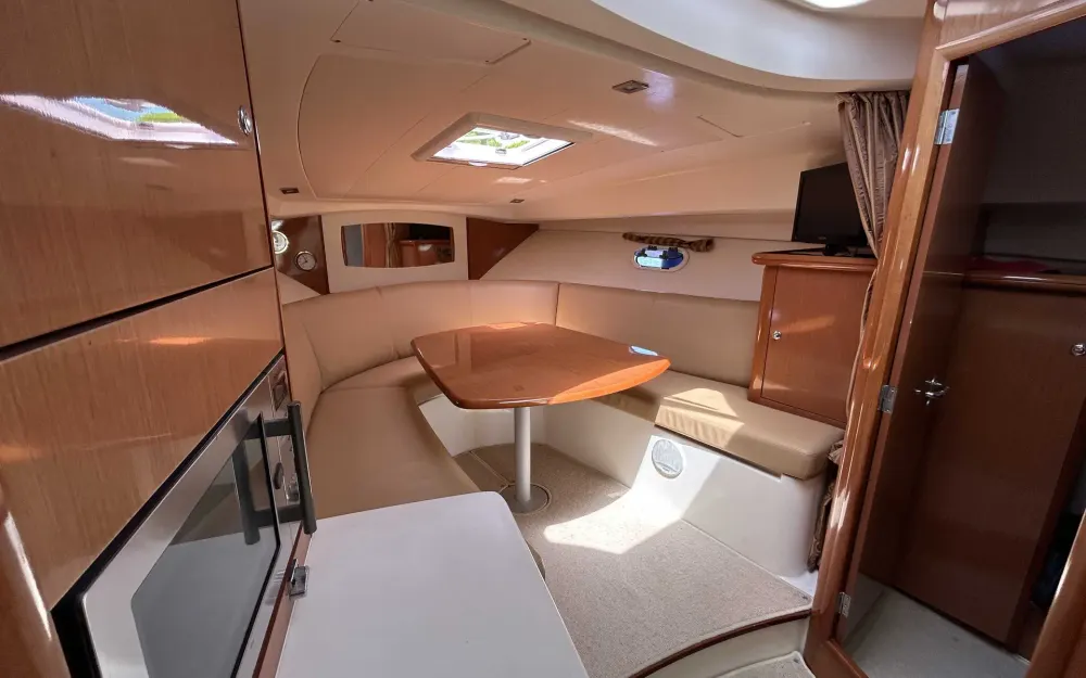 slider 9 Jeanneau Prestige 30 S