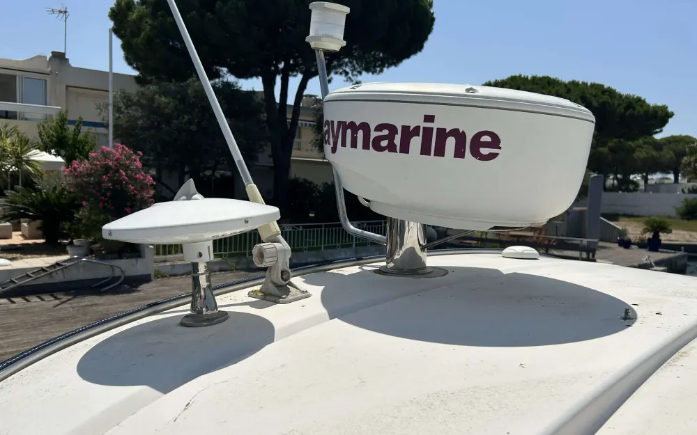 slider 19 Jeanneau Prestige 30 S