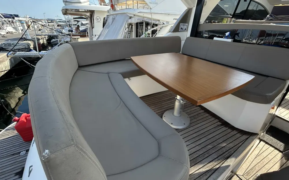 slider 4 Jeanneau Prestige 440 S