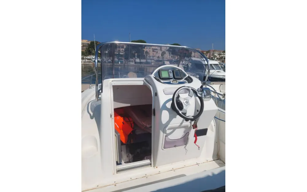 slider 5 Ranieri Shadow 23