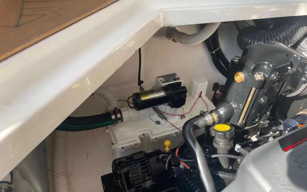 slider 34 Sea Ray  305 Sundancer