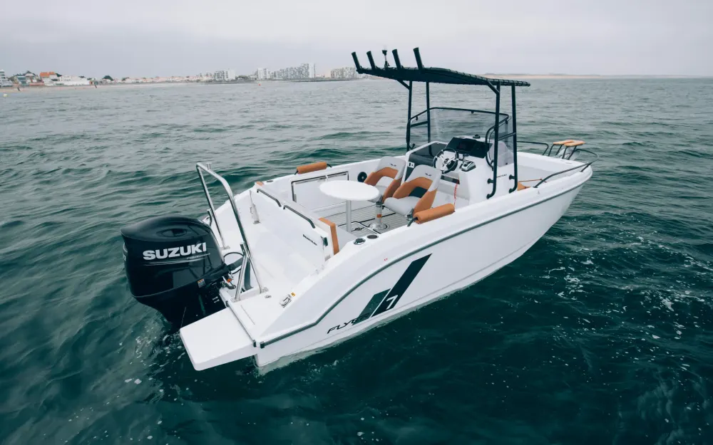 slider 2 Beneteau Flyer 7 SPACEdeck