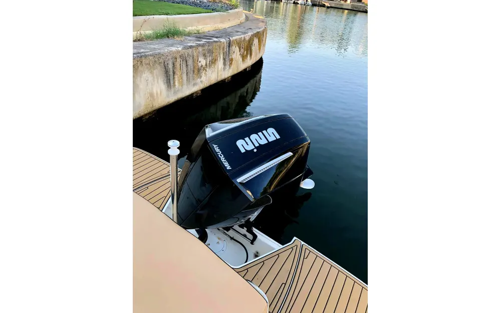 slider 17 Sea Ray  230 SPX