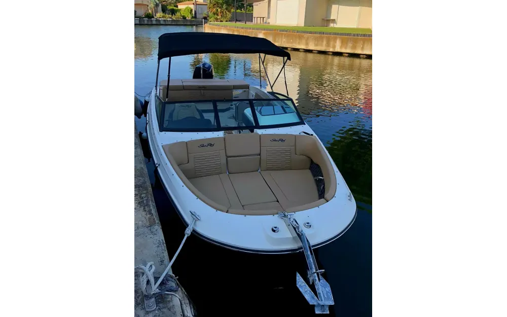 slider 0 Sea Ray  230 SPX