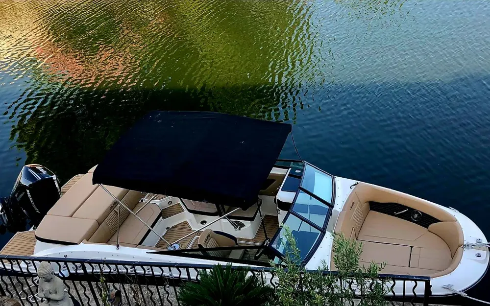 slider 18 Sea Ray  230 SPX