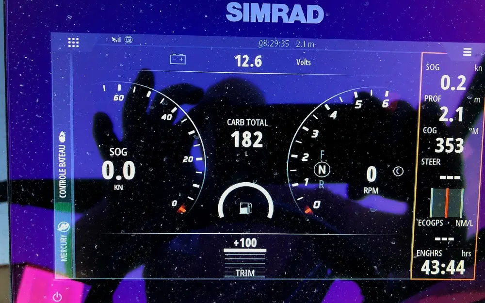 slider 14 Sea Ray  230 SPX