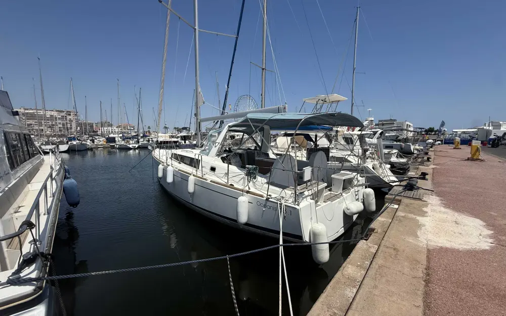 slider 0 Beneteau Oceanis 38.1