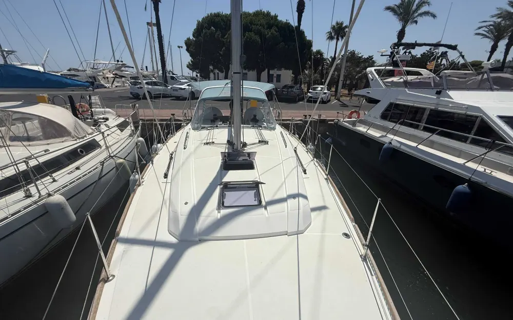 slider 5 Beneteau Oceanis 38.1