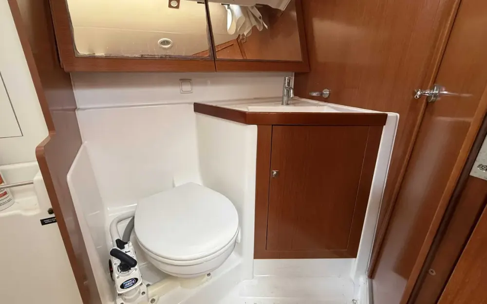 slider 30 Beneteau Oceanis 45