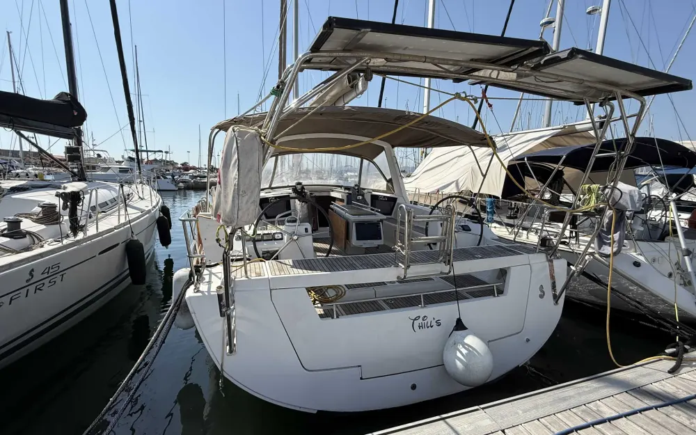 slider 4 Beneteau Oceanis 45