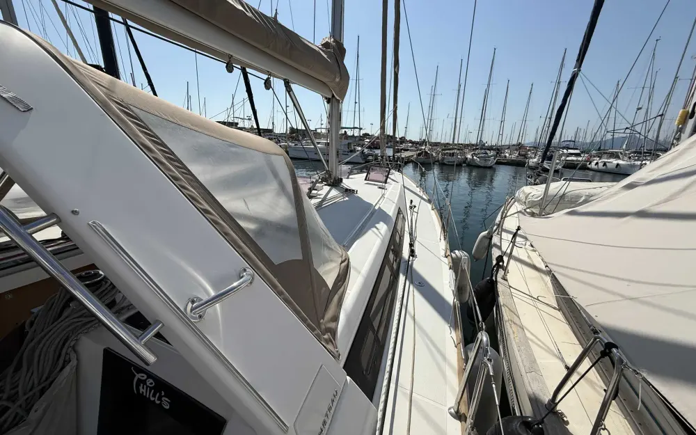 slider 5 Beneteau Oceanis 45