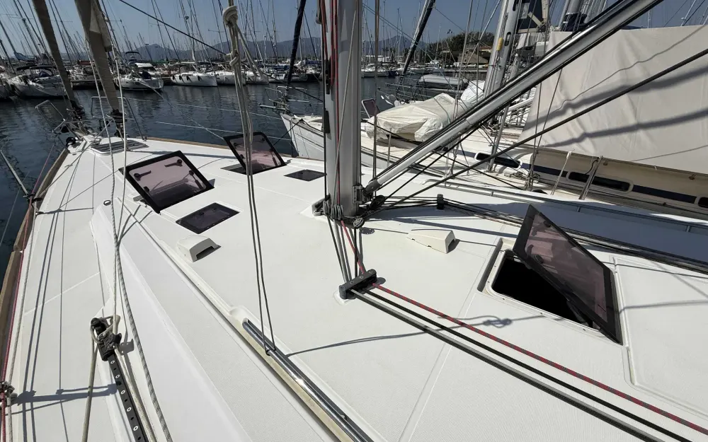 slider 8 Beneteau Oceanis 45
