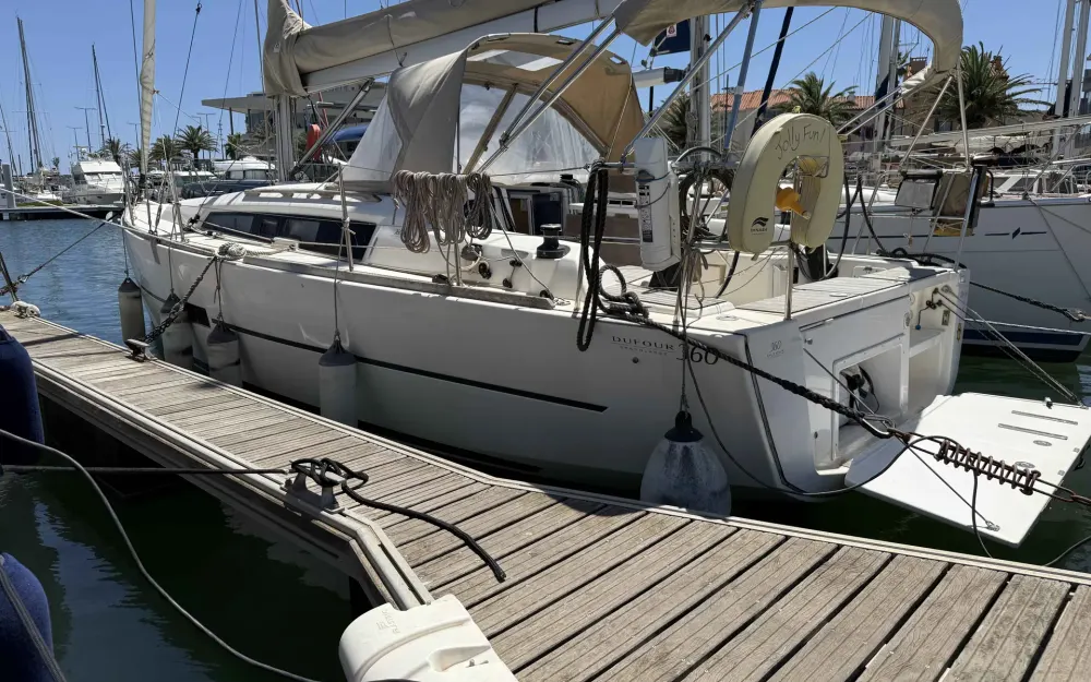 slider 0 Dufour  360 Grand Large