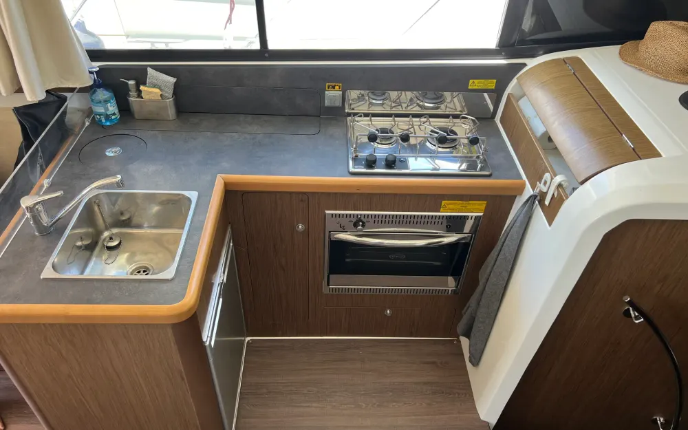 slider 15 Beneteau Antares 36 Millenium